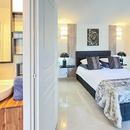 Awesome In Saint-raphael With Kitchen Saint-Raphael (Var)